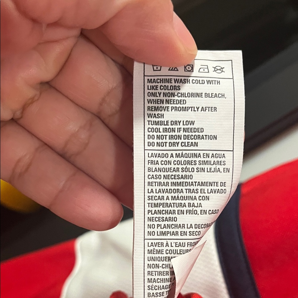 Reebok Washington Capitals pullover jersey hoodie Women's Size Small Red - Picture 8 of 8